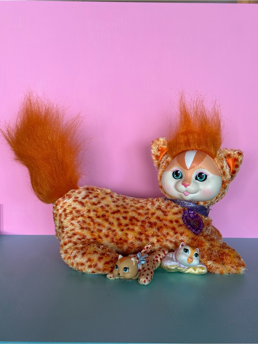 Kitty Surprise Autumn Orange Speckled Plush Cat with 2 kittens - Picture 3 of 14
